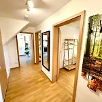 Dschungel Wohnung, Geraeumig, Netflix, Sonos, Zentral 아파트