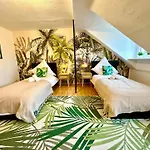 Dschungel Wohnung, Geraeumig, Netflix, Sonos, Zentral * Duisburg