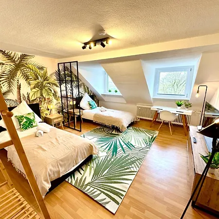 Dschungel Wohnung, Geraeumig, Netflix, Sonos, Zentral Apartment