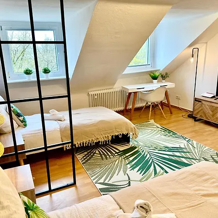 Apartment Dschungel Wohnung, Geraeumig, Netflix, Sonos, Zentral Duisburg