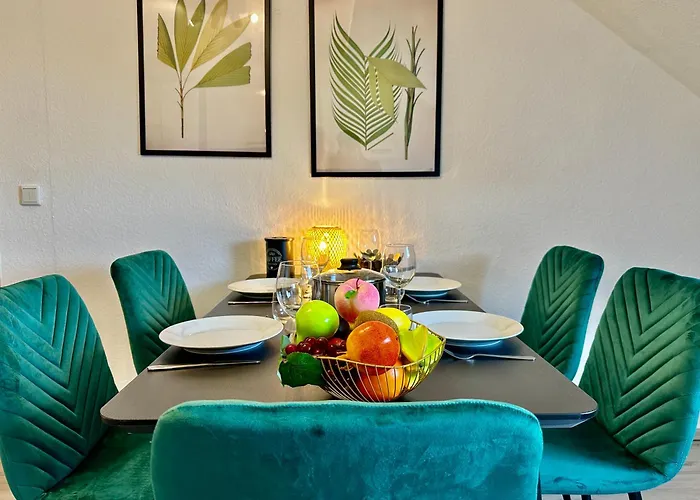 Dschungel Wohnung, Geraeumig, Netflix, Sonos, Zentral * דיסבורג