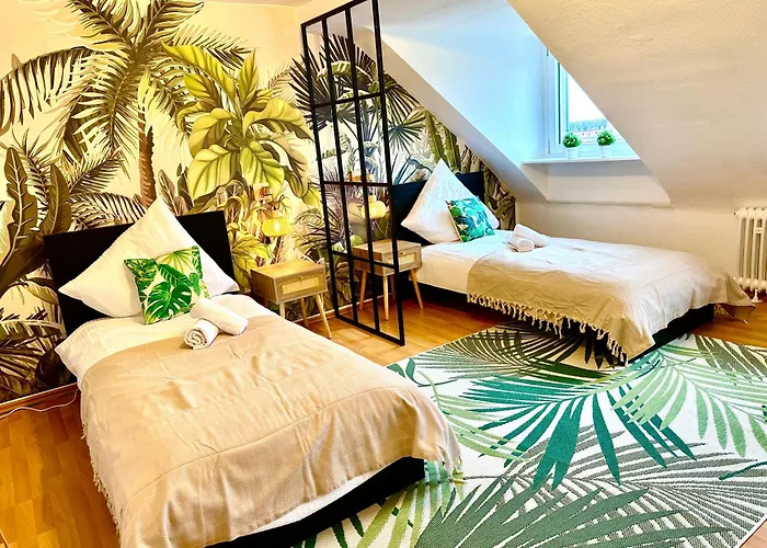 Daire Dschungel Wohnung, Geraeumig, Netflix, Sonos, Zentral